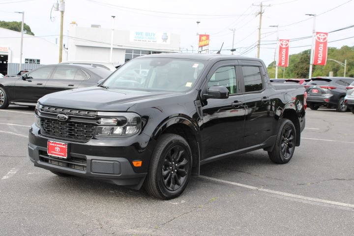 Used 2023 Ford Maverick XLT w/ Black Appearance Package FWD image 1