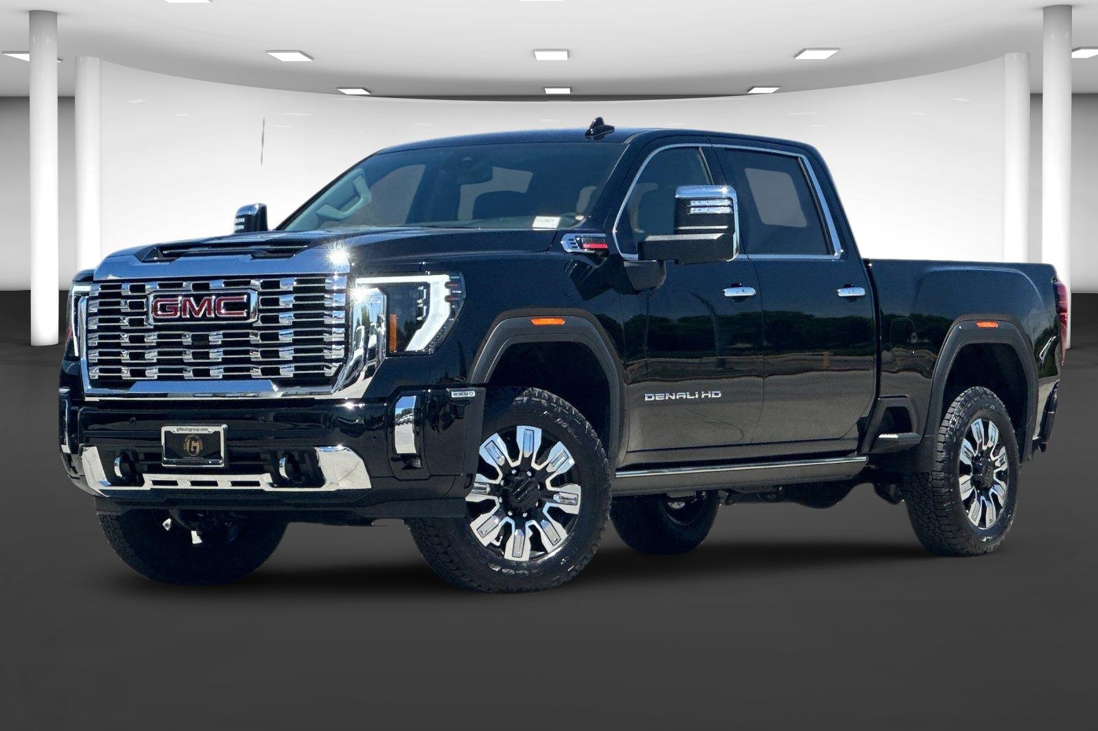 New 2025 GMC Sierra 2500 Denali image 2