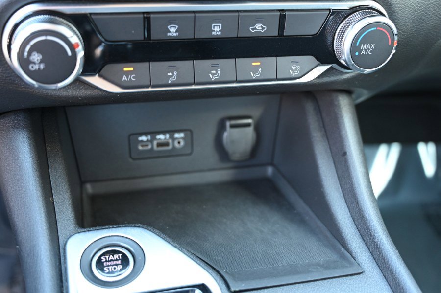 Used 2022 Nissan Sentra SV w/ Trunk Package image 19