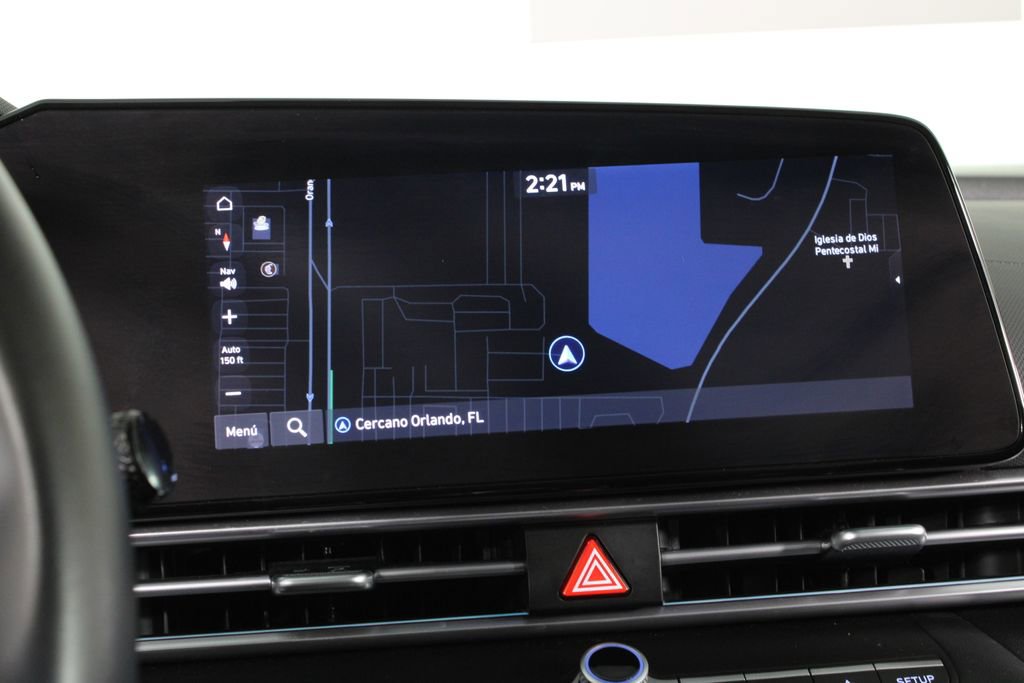 Certified 2024 Hyundai Elantra SEL w/ Convenience Package FWD image 9