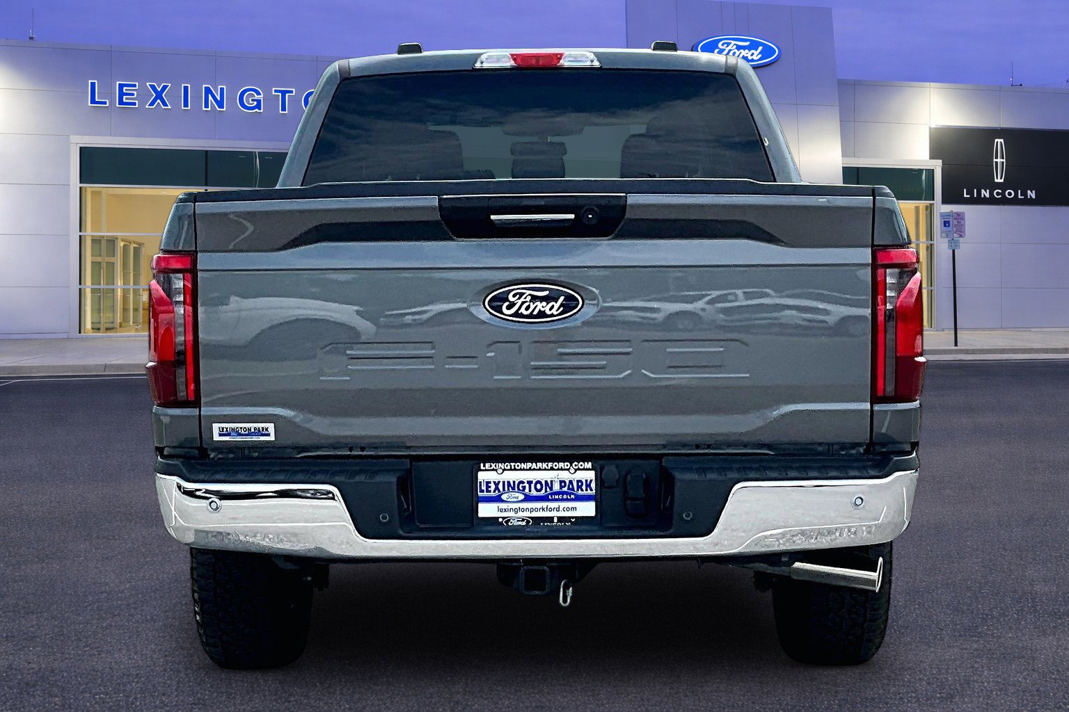 Used 2024 Ford F150 XLT AWD/4WD image 6