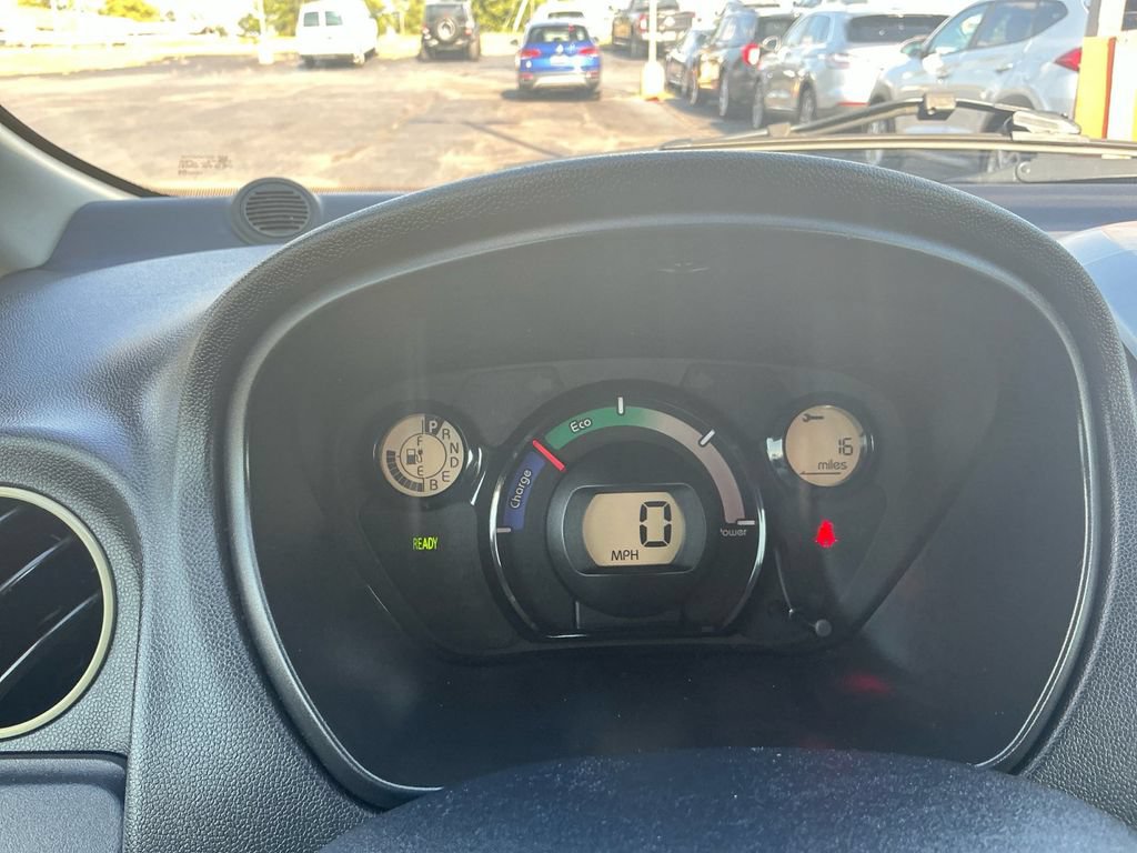 Used 2012 Mitsubishi i RWD image 19