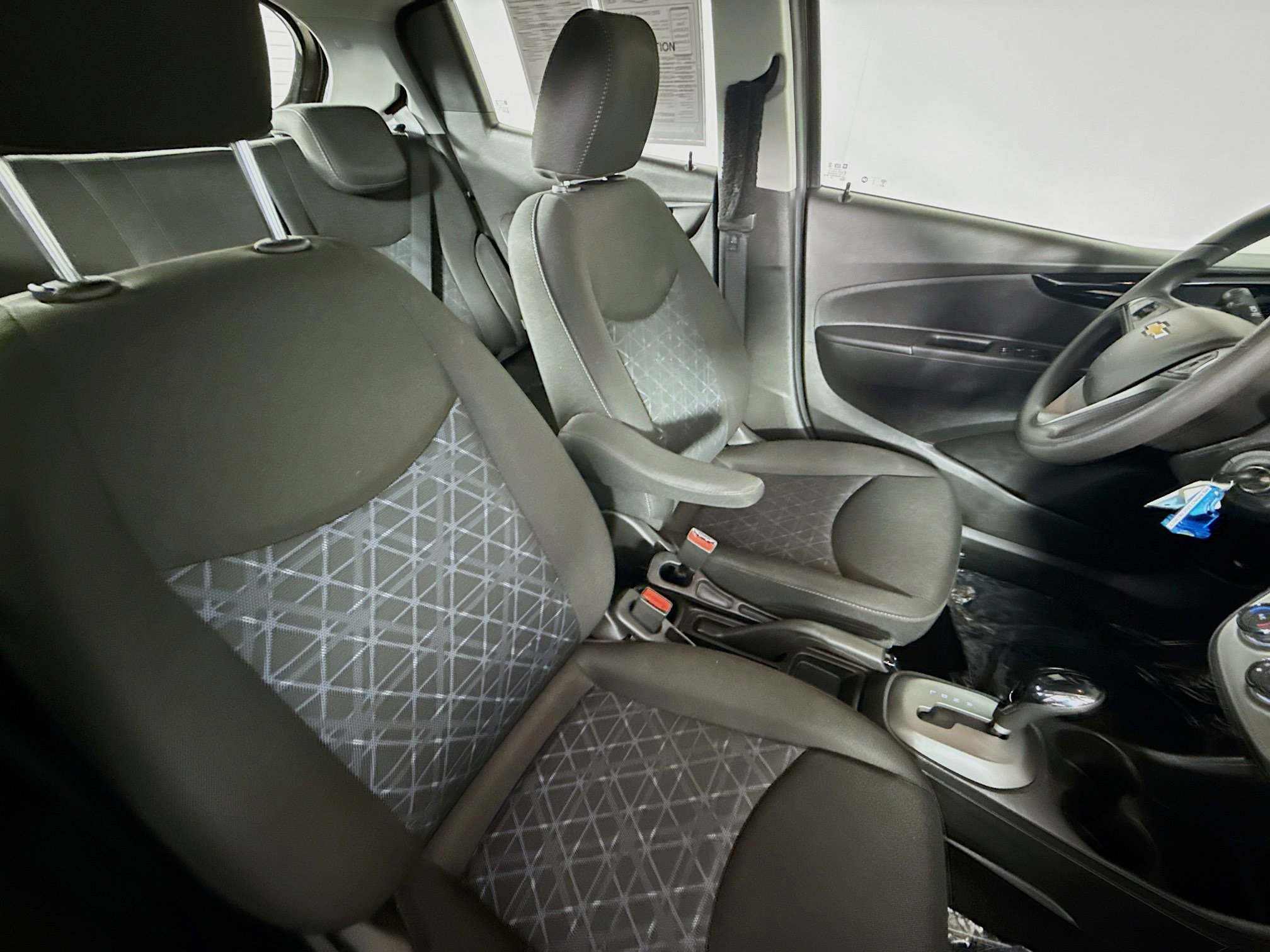 Used 2021 Chevrolet Spark LT image 33