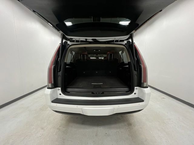 Used 2018 Cadillac Escalade ESV Premium Luxury image 27