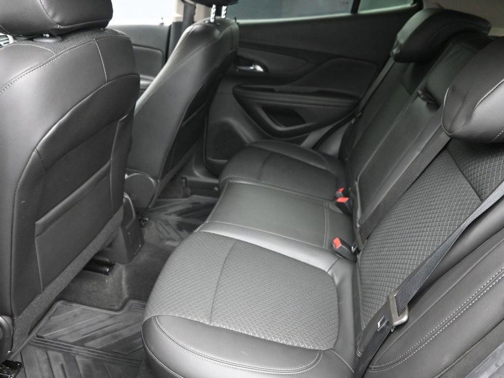 Used 2022 Buick Encore Preferred image 9