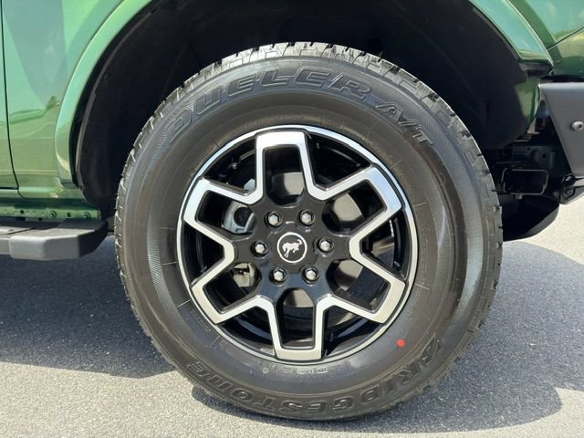 Used 2023 Ford Bronco Outer Banks AWD/4WD image 25