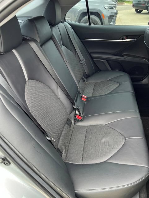 Used 2021 Toyota Camry XSE FWD image 13