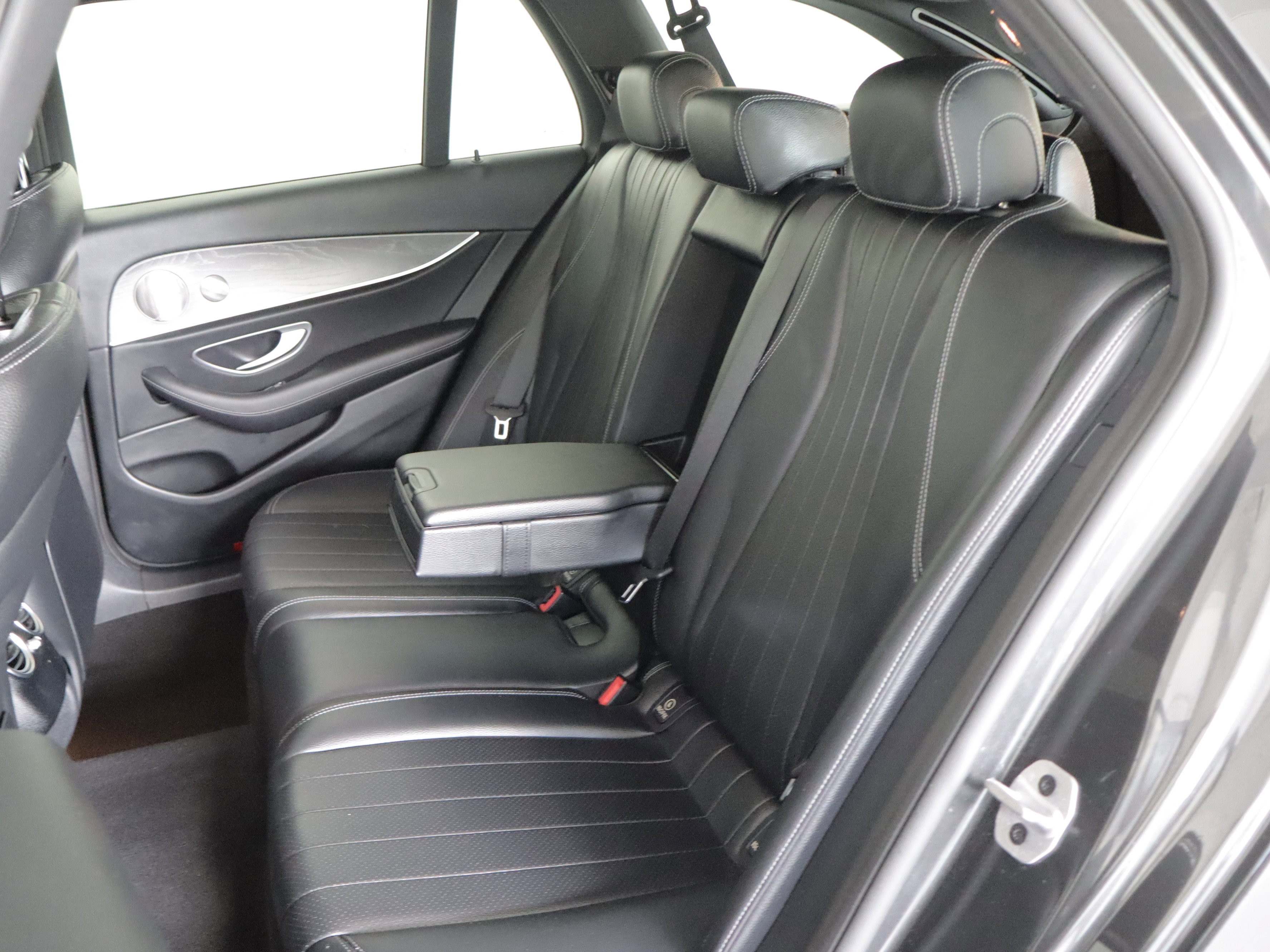 Used 2023 Mercedes-Benz E 450 4MATIC All-Terrain Wagon image 9