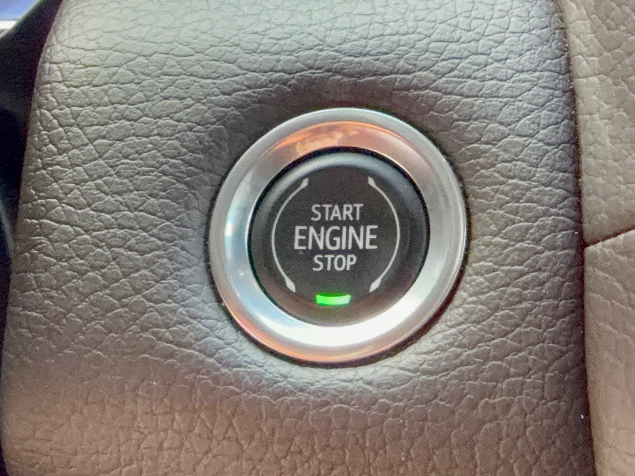 Used 2023 GMC Yukon XL Denali RWD image 20