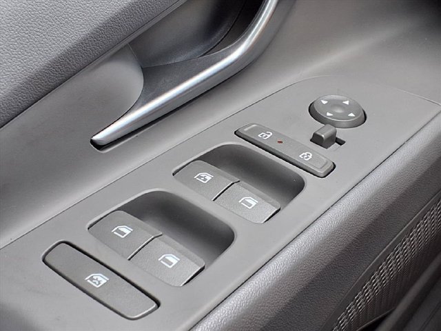 Used 2026 Hyundai Elantra Sport FWD image 34