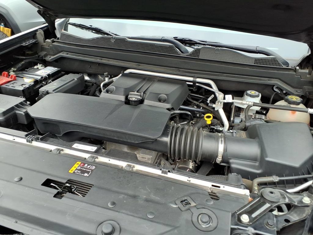 Used 2024 Chevrolet Colorado Z71 AWD/4WD image 26