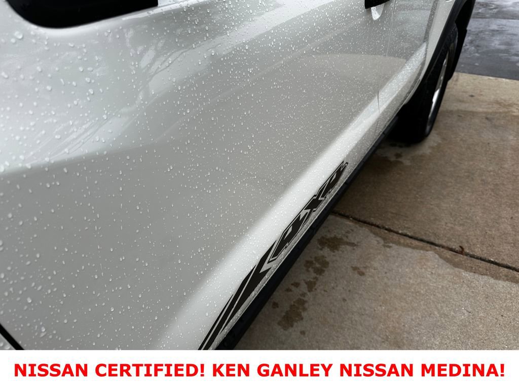 Certified 2024 Nissan Frontier SV w/ Hardbody Edition AWD/4WD image 11