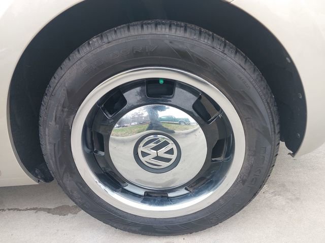 Used 2015 Volkswagen Beetle 1.8T image 29