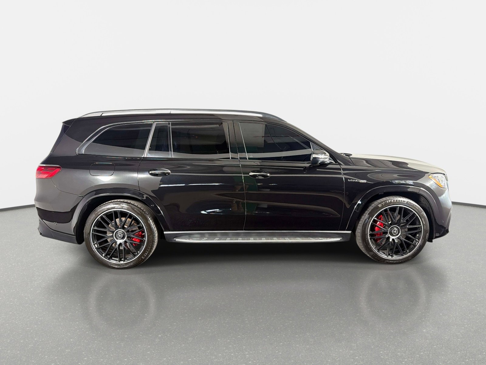 Used 2024 Mercedes-Benz GLS 63 AMG 4MATIC image 2