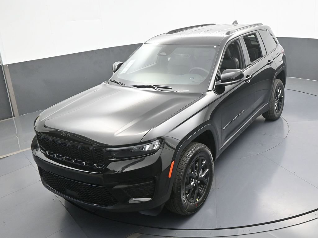 New 2025 Jeep Grand Cherokee Altitude image 39
