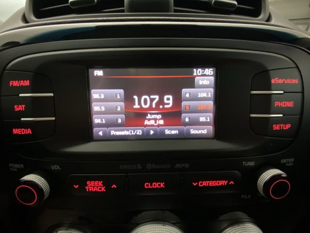 Used 2016 Kia Soul ! FWD image 16