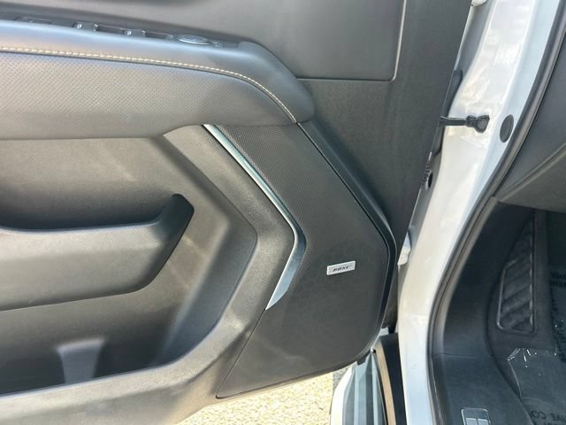 Used 2024 Chevrolet Tahoe Premier RWD image 14