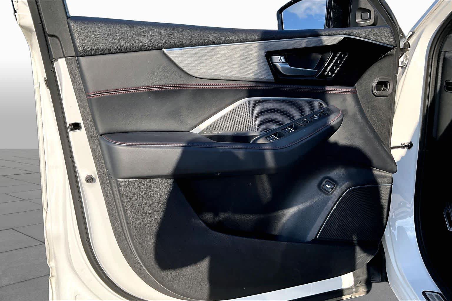 Used 2022 Acura MDX A-Spec AWD/4WD image 19