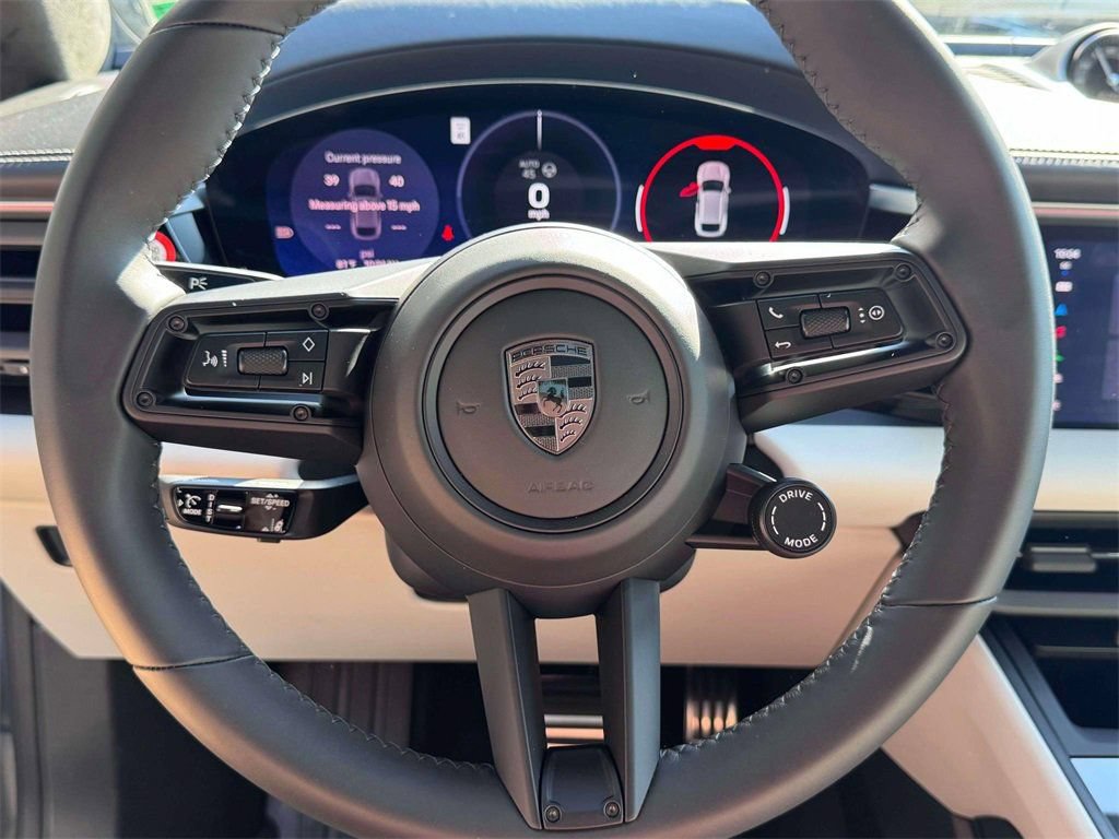 New 2025 Porsche Macan Turbo Electric AWD/4WD image 24