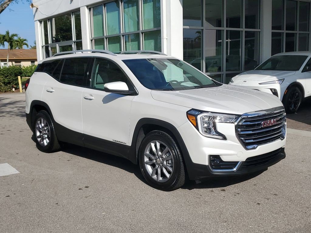 Certified 2023 GMC Terrain SLT w/ LPO, Floor Liner Package FWD image 12