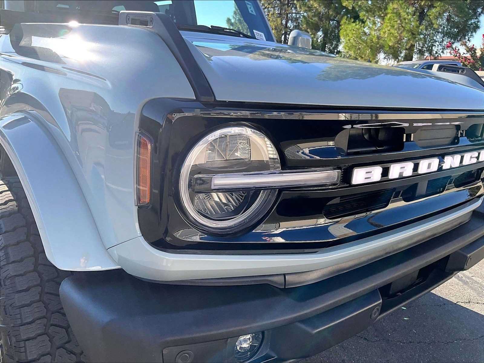 Used 2023 Ford Bronco Outer Banks AWD/4WD image 29