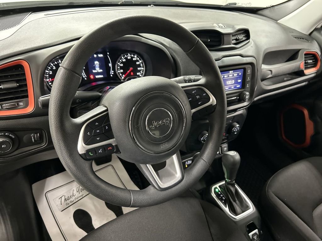 Used 2018 Jeep Renegade Sport w/ Power & Air Group AWD/4WD image 3