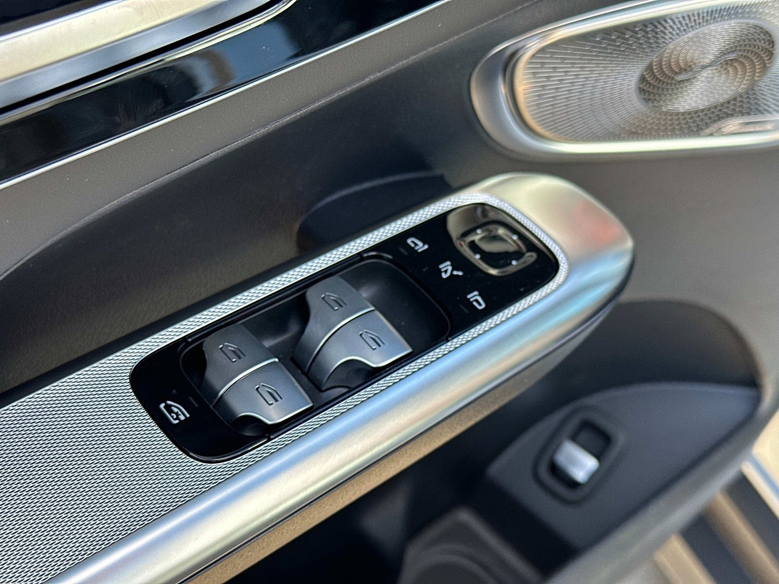 New 2026 Mercedes-Benz GLC 43 AMG 4MATIC Coupe image 19