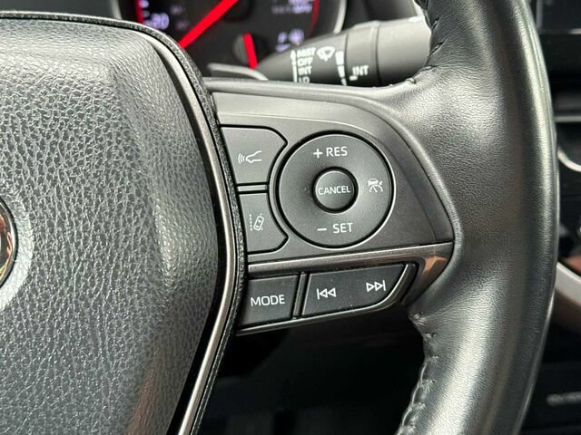 Used 2022 Toyota Camry XSE w/ Carpet Mat Package (TMS) FWD image 28