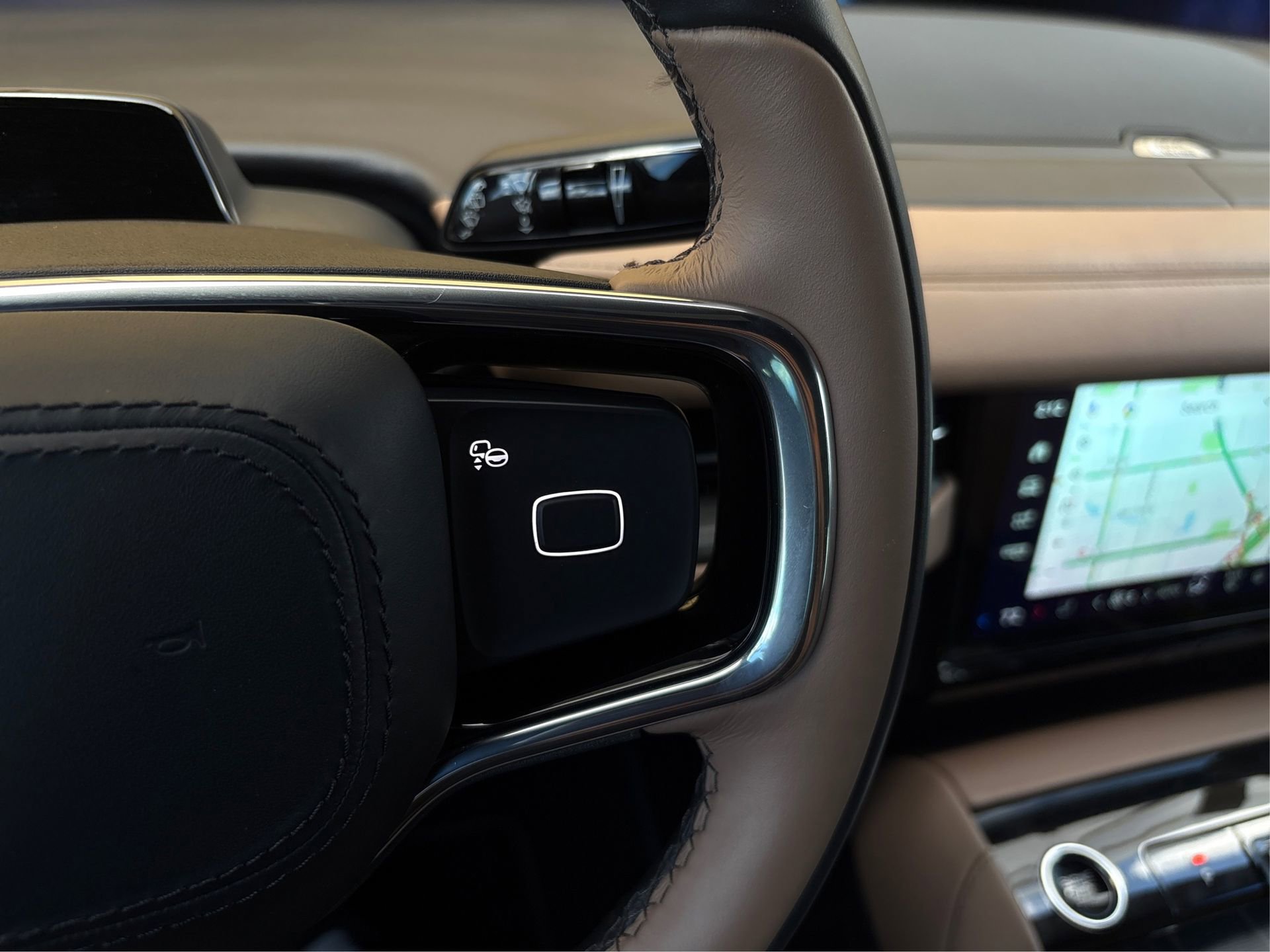 Used 2025 Lincoln Navigator L Black Label image 30