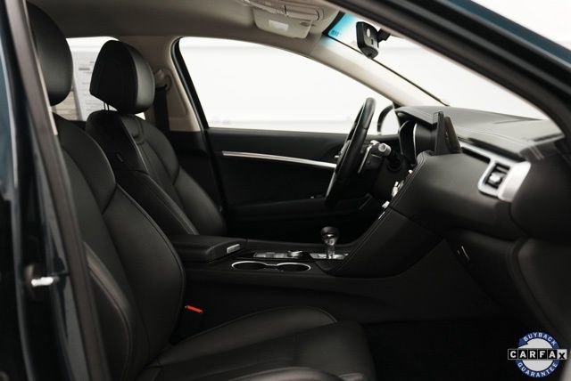 Used 2025 Genesis G70 2.5T image 15