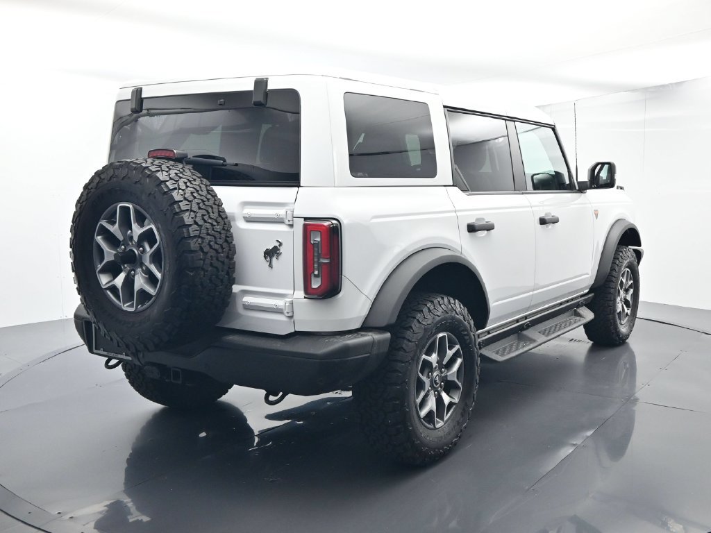 Used 2025 Ford Bronco Badlands AWD/4WD image 14
