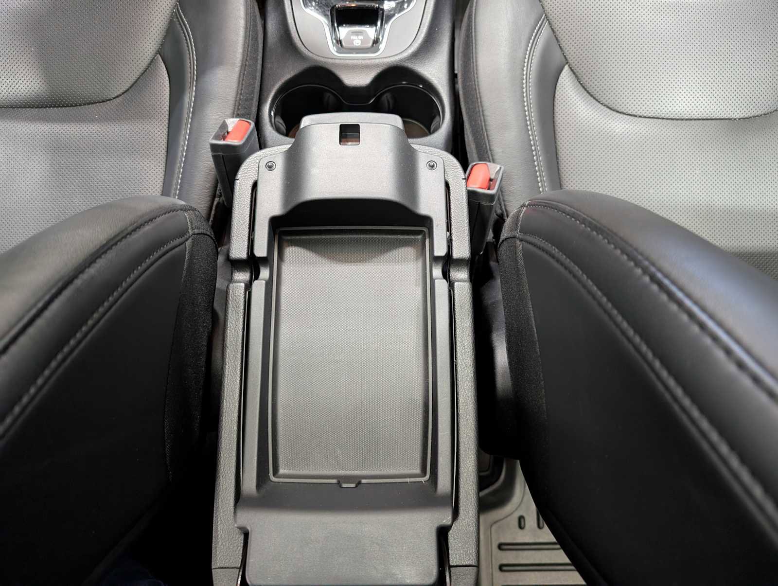 Used 2020 Jeep Cherokee Limited image 21