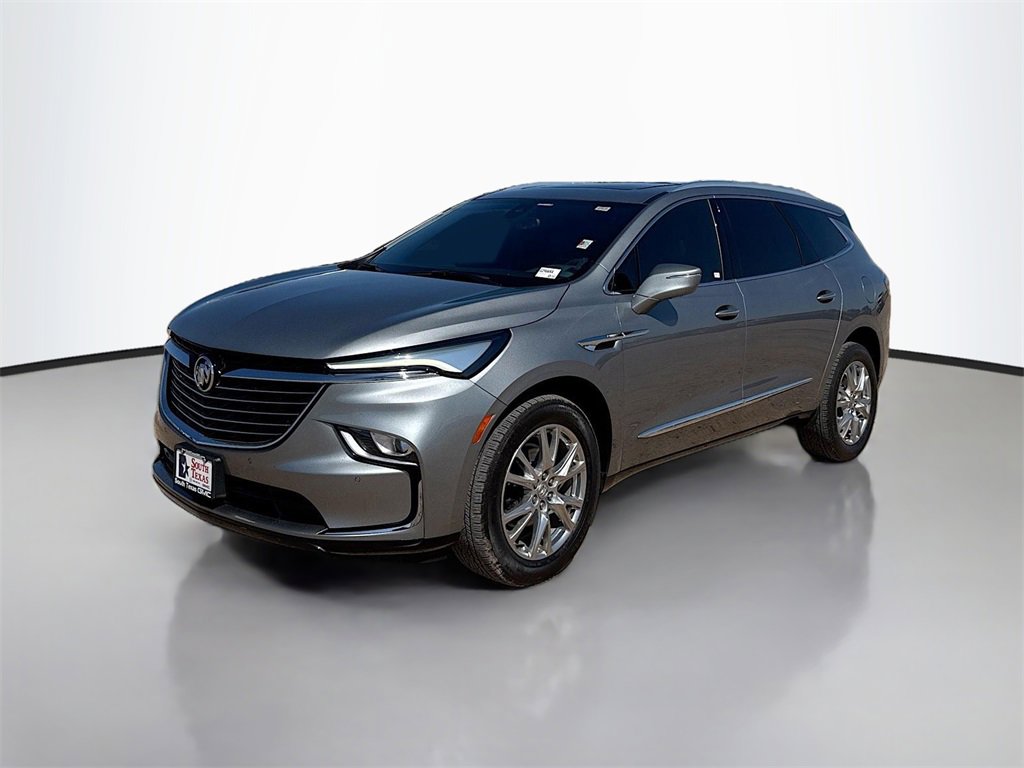 Used 2023 Buick Enclave Essence w/ Experience Buick Package image 3