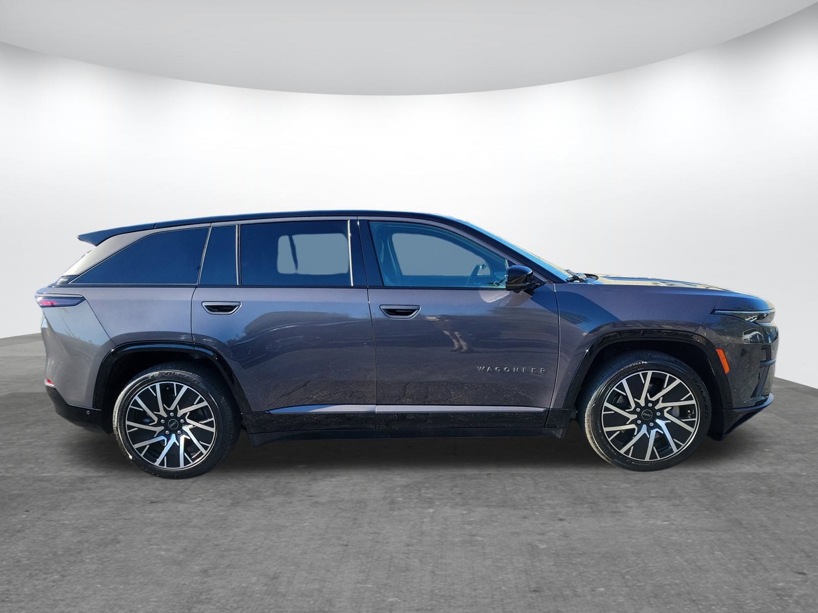 Used 2025 Jeep Wagoneer S Limited image 2