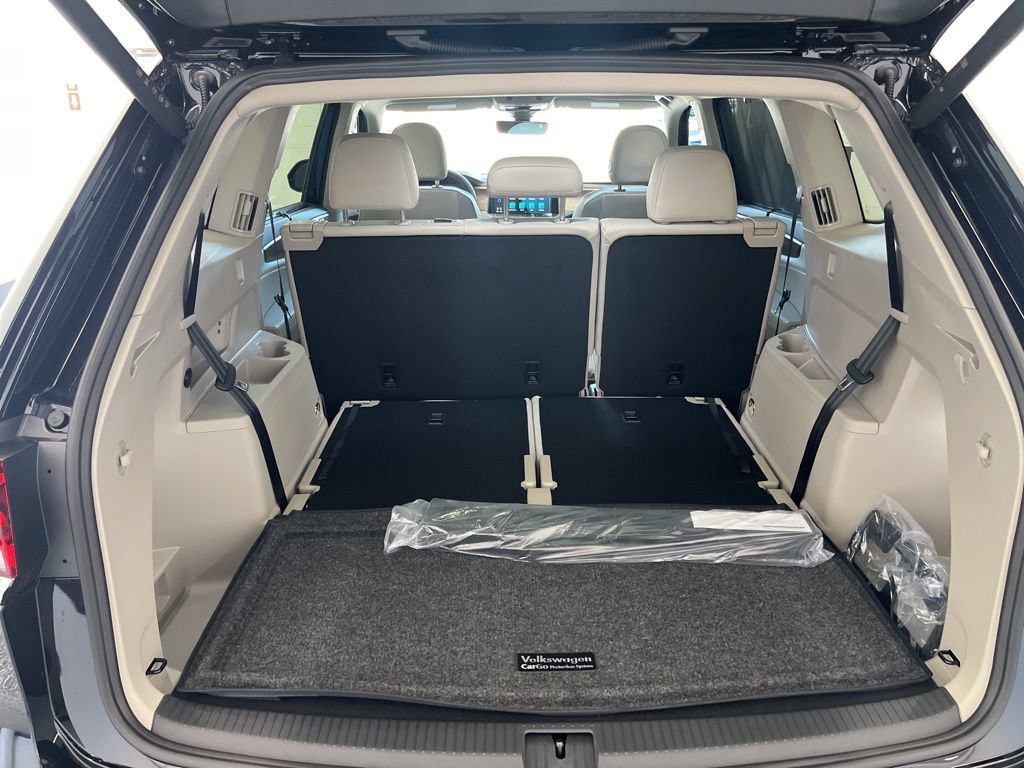 New 2026 Volkswagen Atlas SE FWD image 33