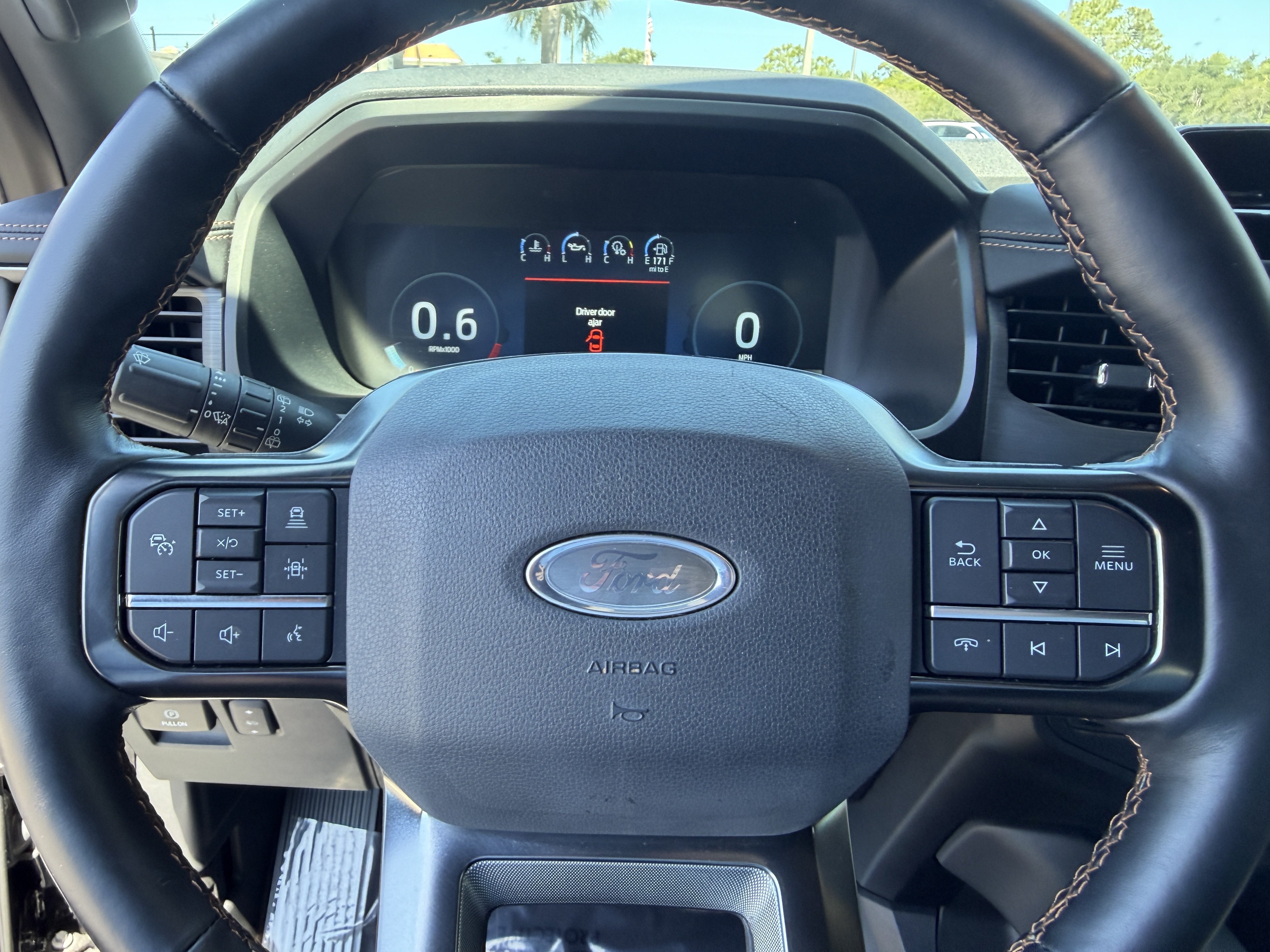 Used 2023 Ford Expedition Platinum AWD/4WD image 34