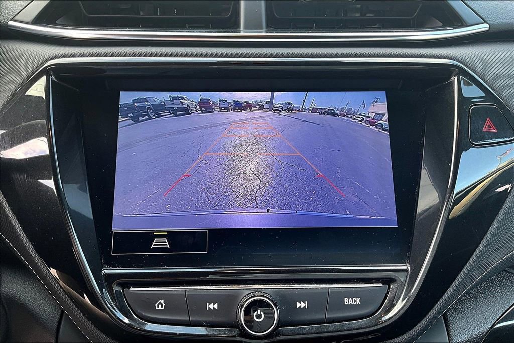 Used 2022 Chevrolet TrailBlazer ACTIV w/ Technology Package image 16