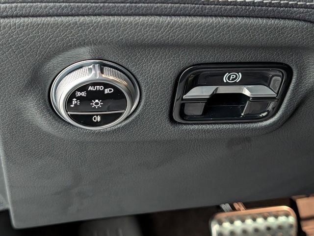 Used 2022 Mercedes-Benz EQS AMG 4MATIC image 24