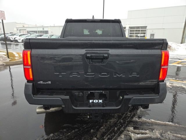 Used 2025 Toyota Tacoma SR5 image 6