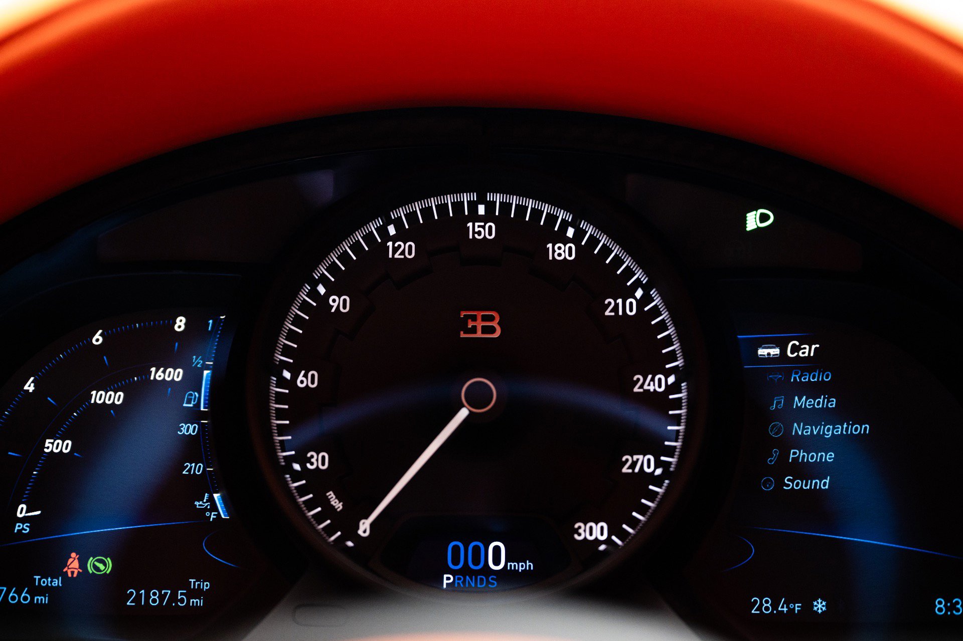 Used 2024 Bugatti Chiron Super Sport AWD/4WD image 22