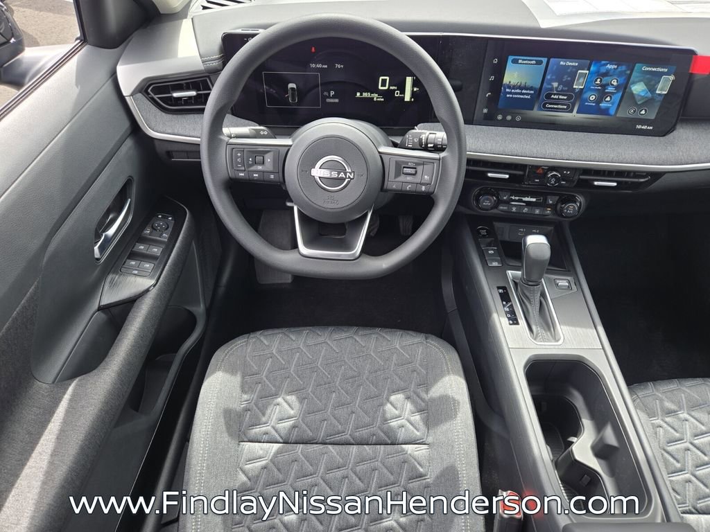 New 2026 Nissan Kicks SV w/ Charging Package FWD image 13