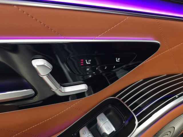 Used 2022 Mercedes-Benz S 580 4MATIC Sedan image 44