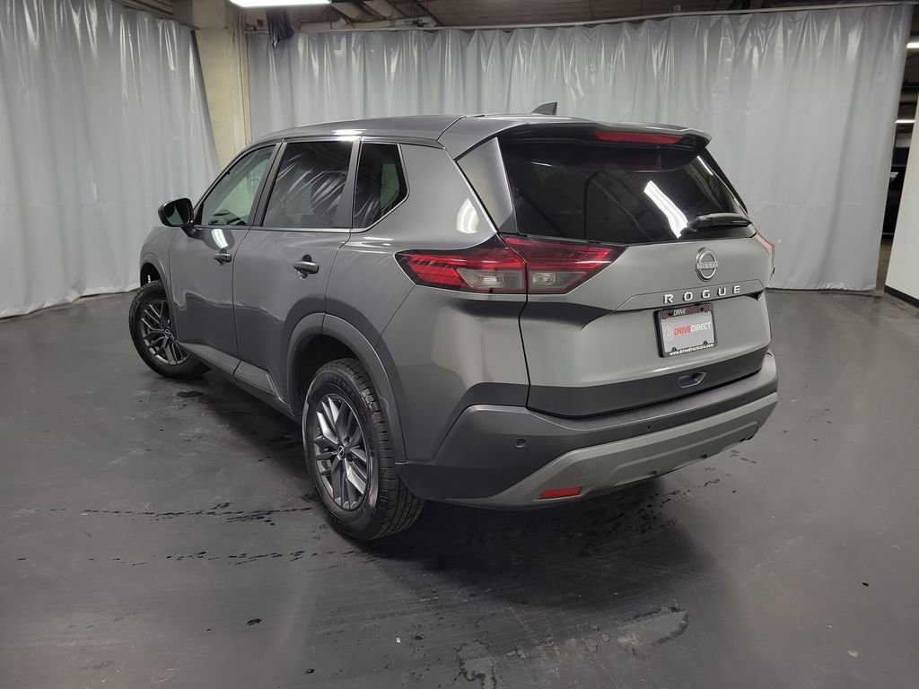 Used 2023 Nissan Rogue S image 6