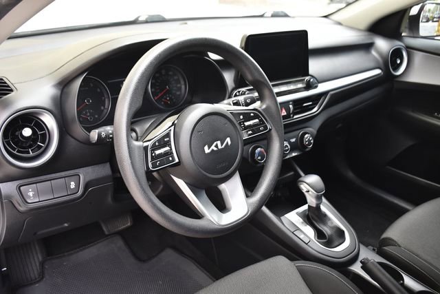 Used 2024 Kia Forte LXS FWD image 19