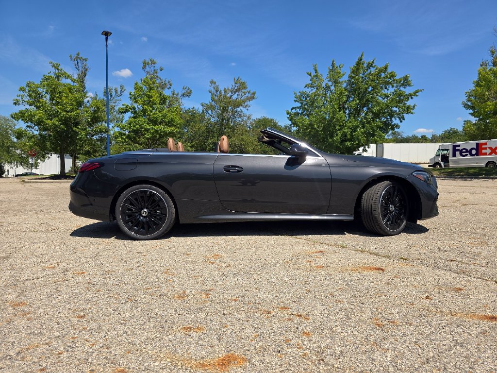New 2027 Mercedes-Benz CLE 300 4MATIC Cabriolet image 18
