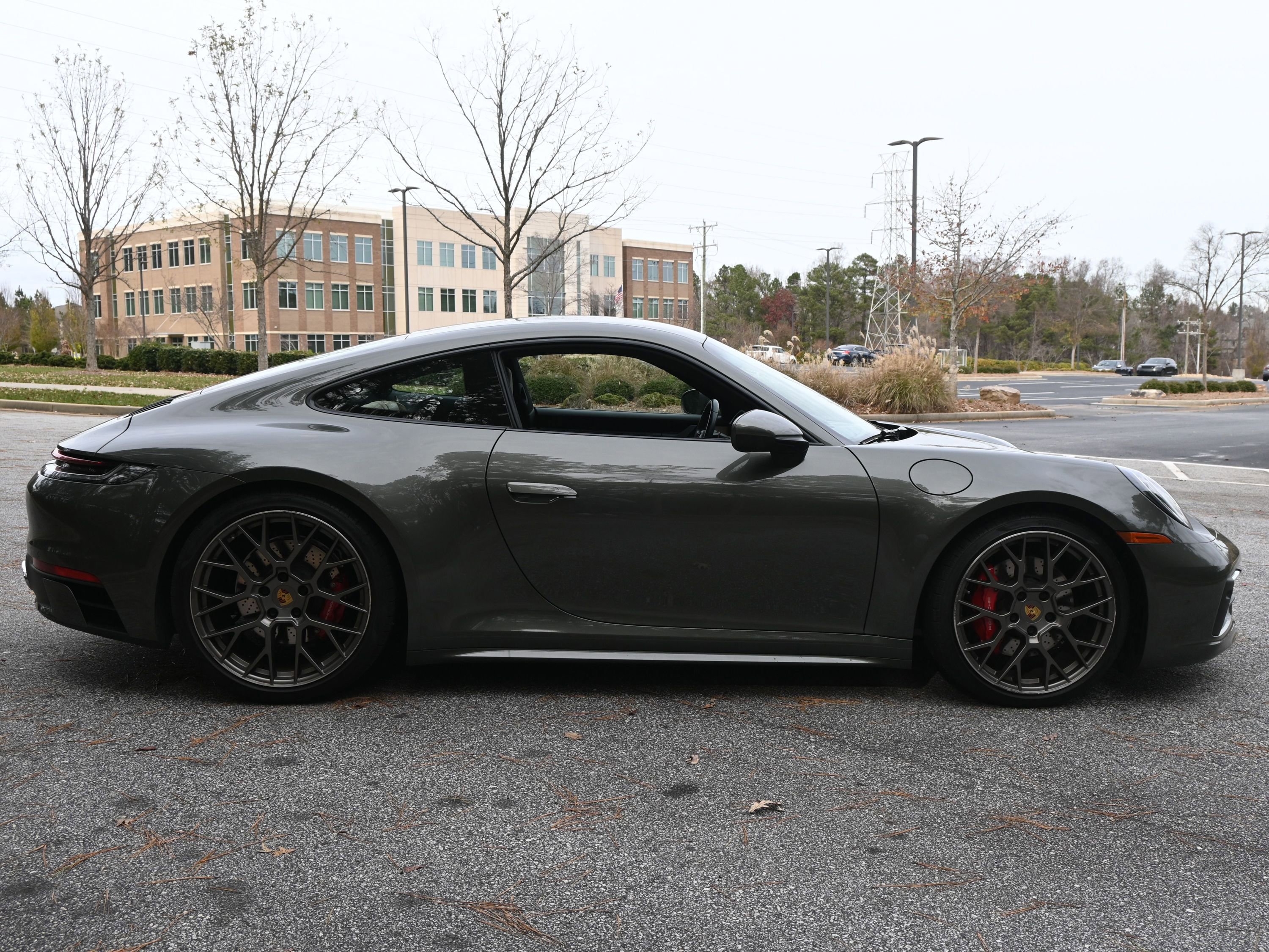 Certified 2021 Porsche 911 Carrera 4S image 11