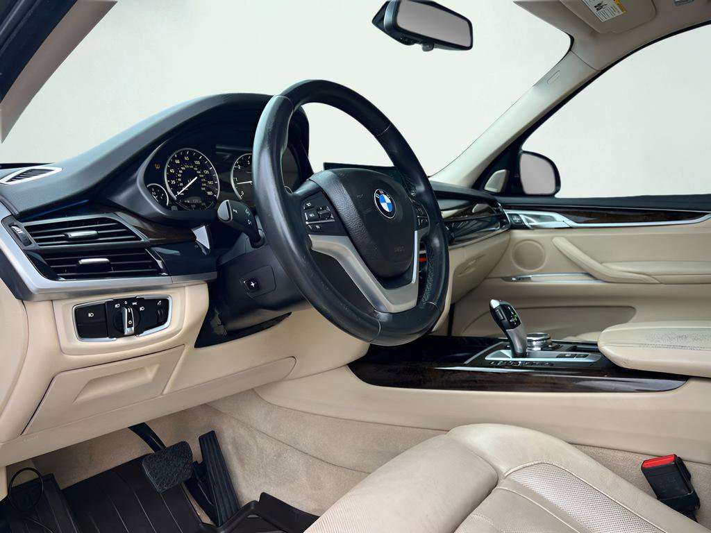 Used 2015 BMW X5 xDrive35d image 2