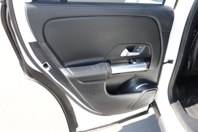 Used 2025 Mercedes-Benz GLA 250 image 13