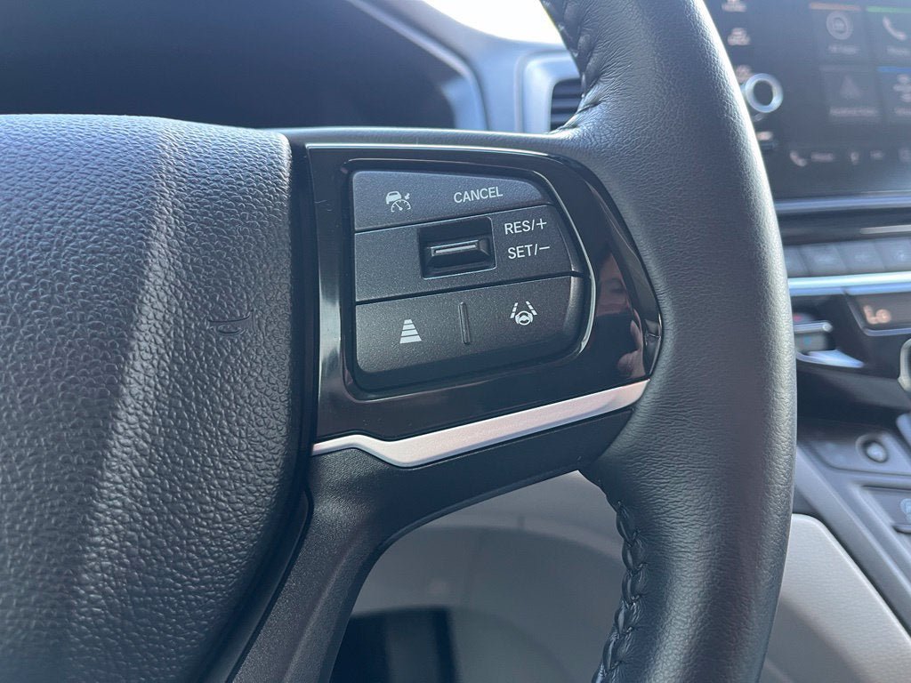 Used 2025 Honda Odyssey EX-L image 29