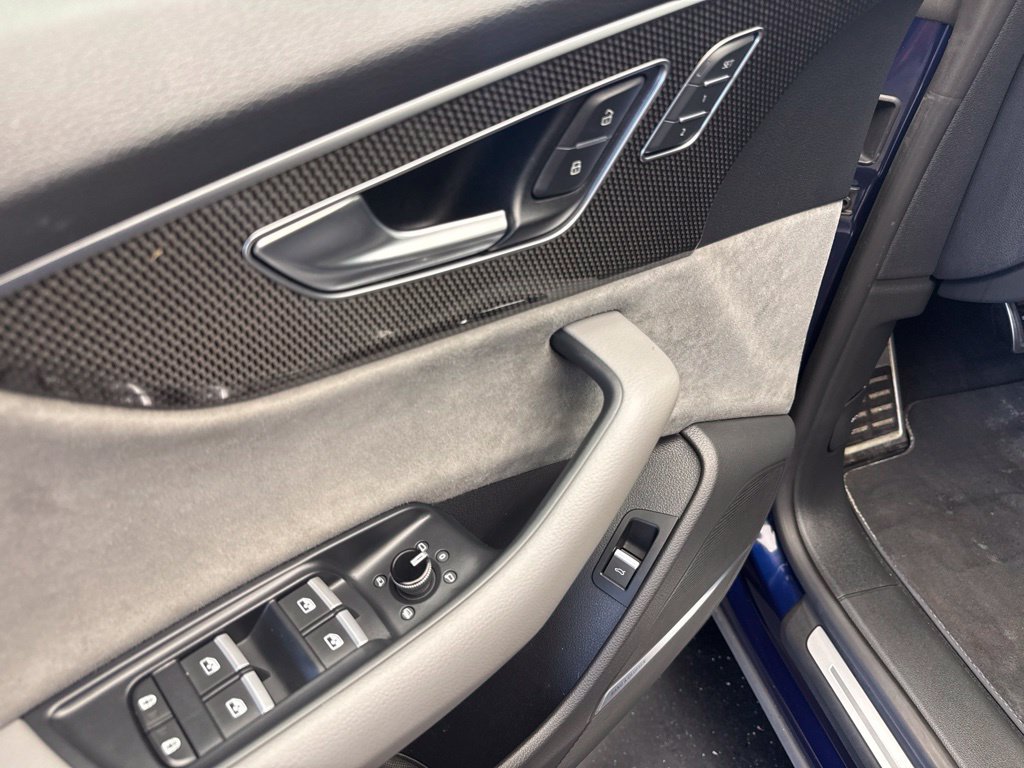 Certified 2022 Audi SQ8 Premium Plus AWD/4WD image 18